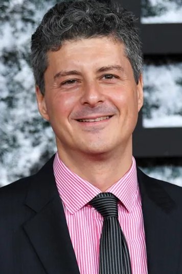 Antoni Bregman backdrop