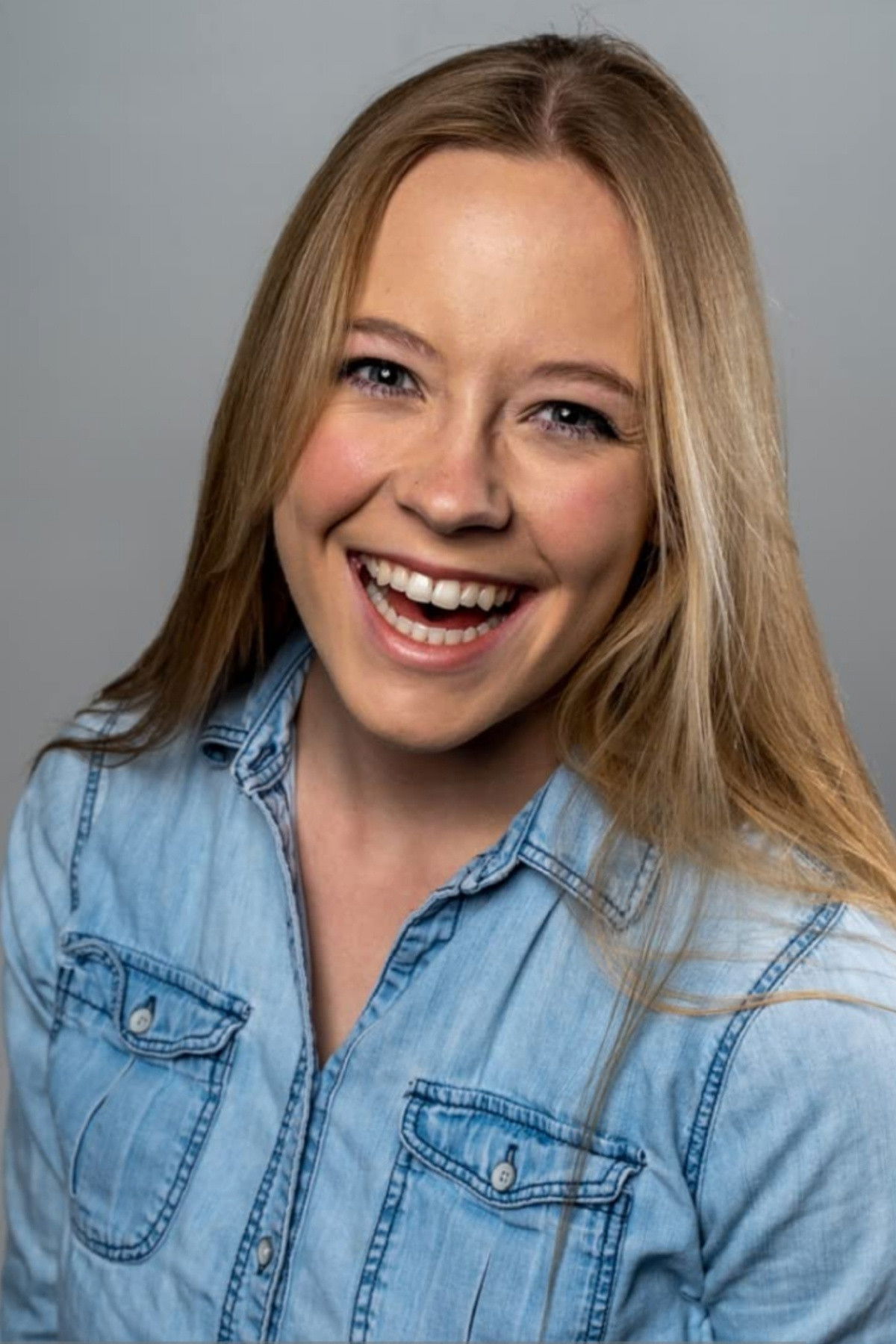 Claire Pace backdrop