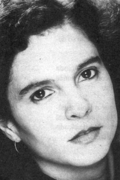 Valéria Burgos backdrop