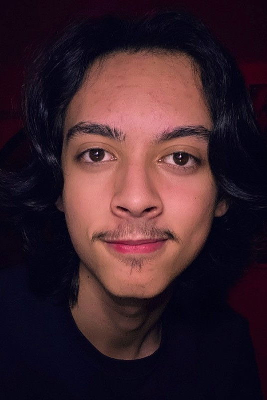 Thiago Morine backdrop