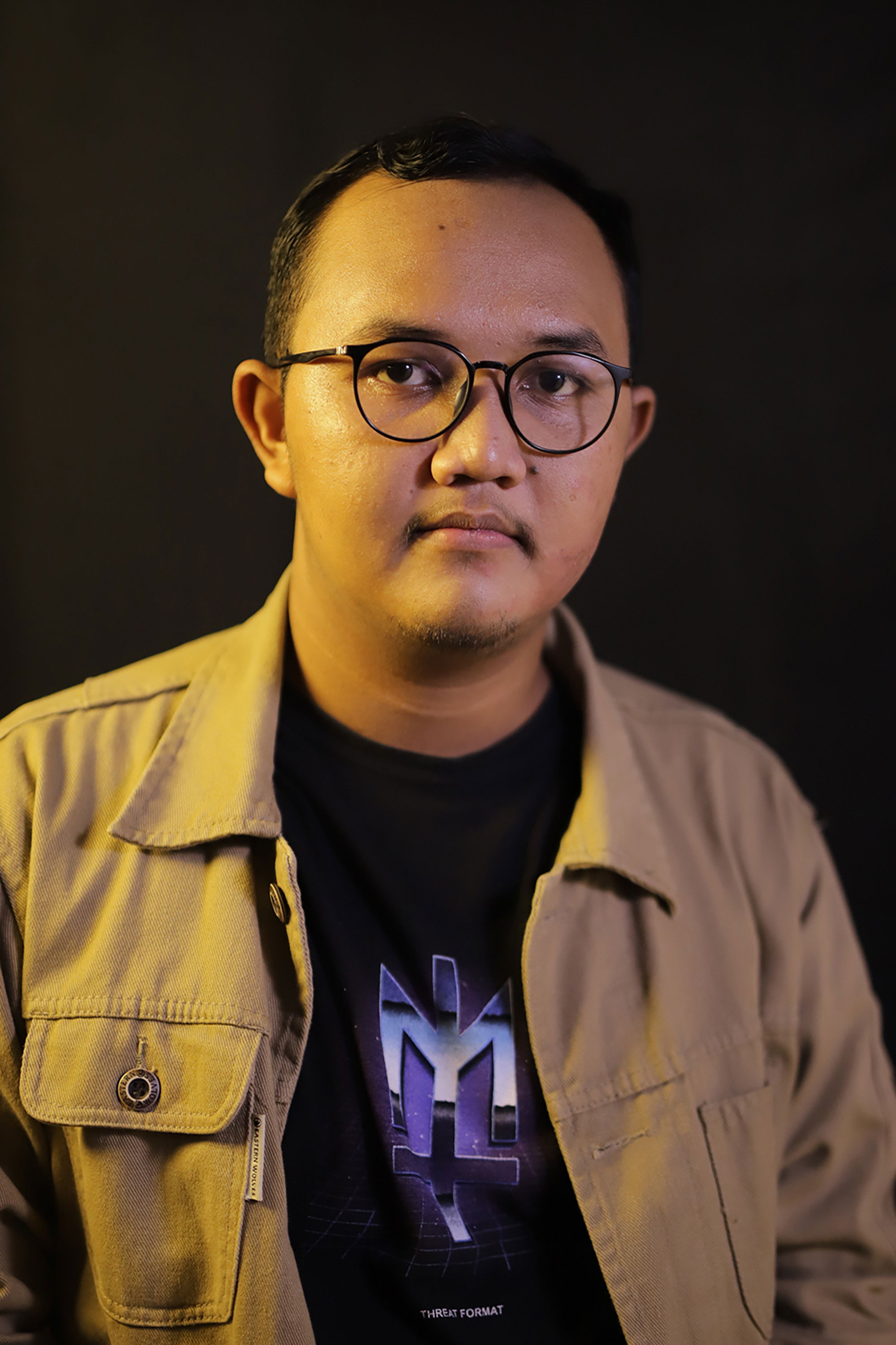 Wahyuddin Hasani Widodo backdrop