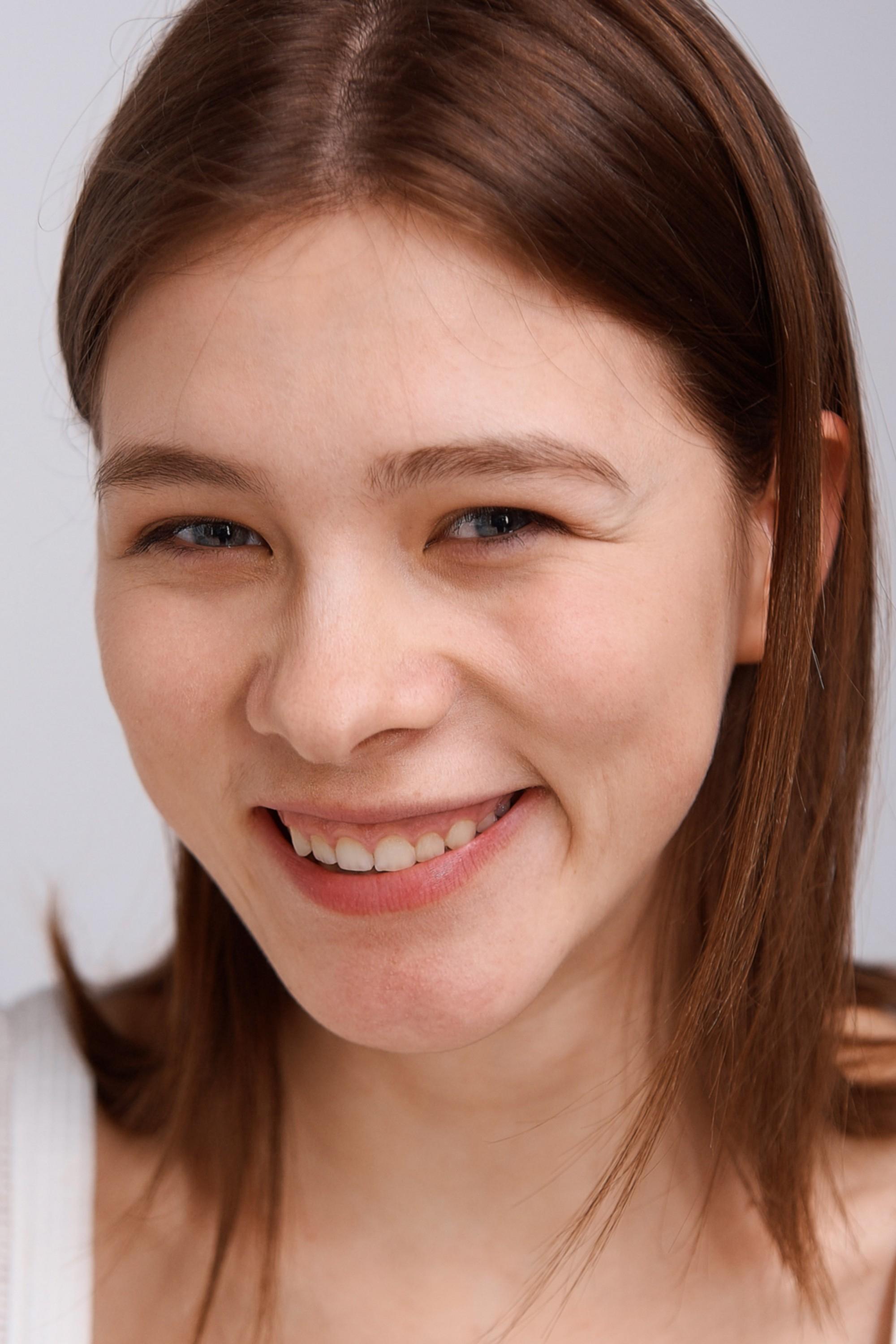 Mariia Shtofa backdrop