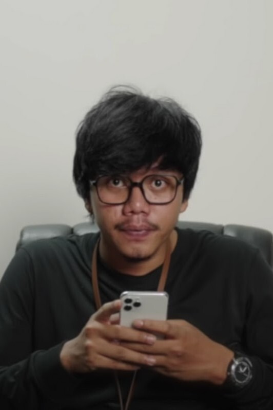 Ferry Irwandi backdrop