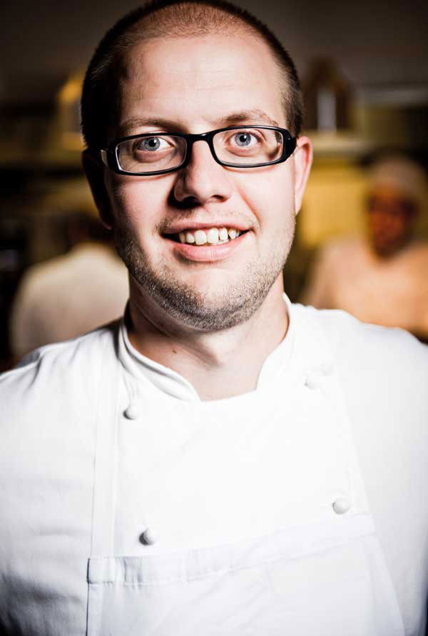 Daniel Lindeberg backdrop