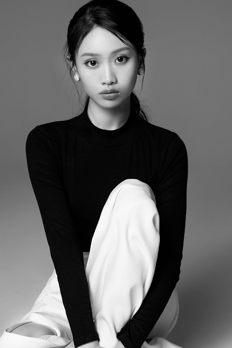 Shavvon Lin backdrop