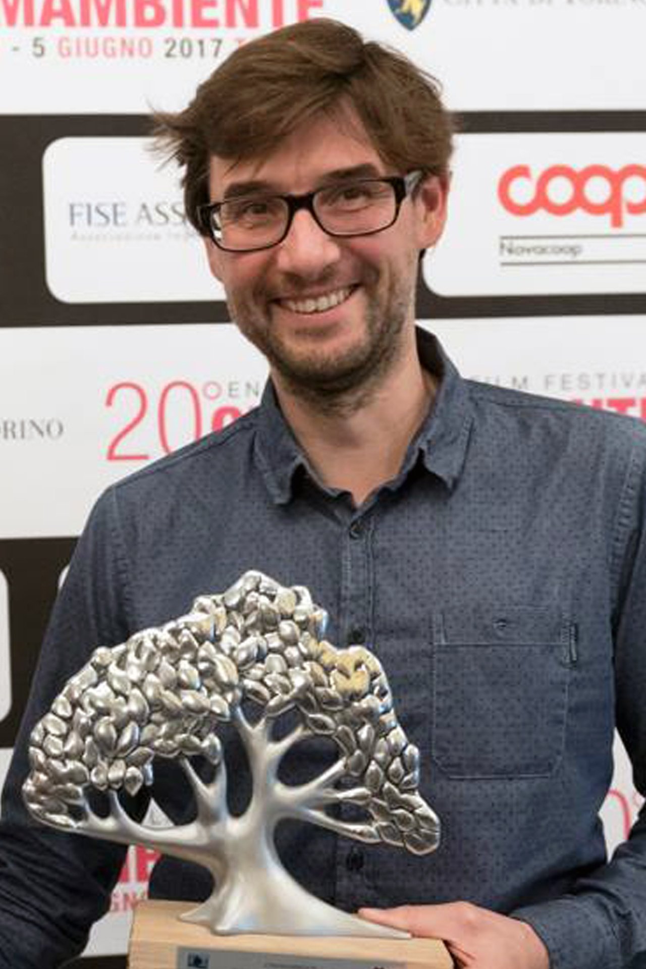 Vincent Pérazio backdrop