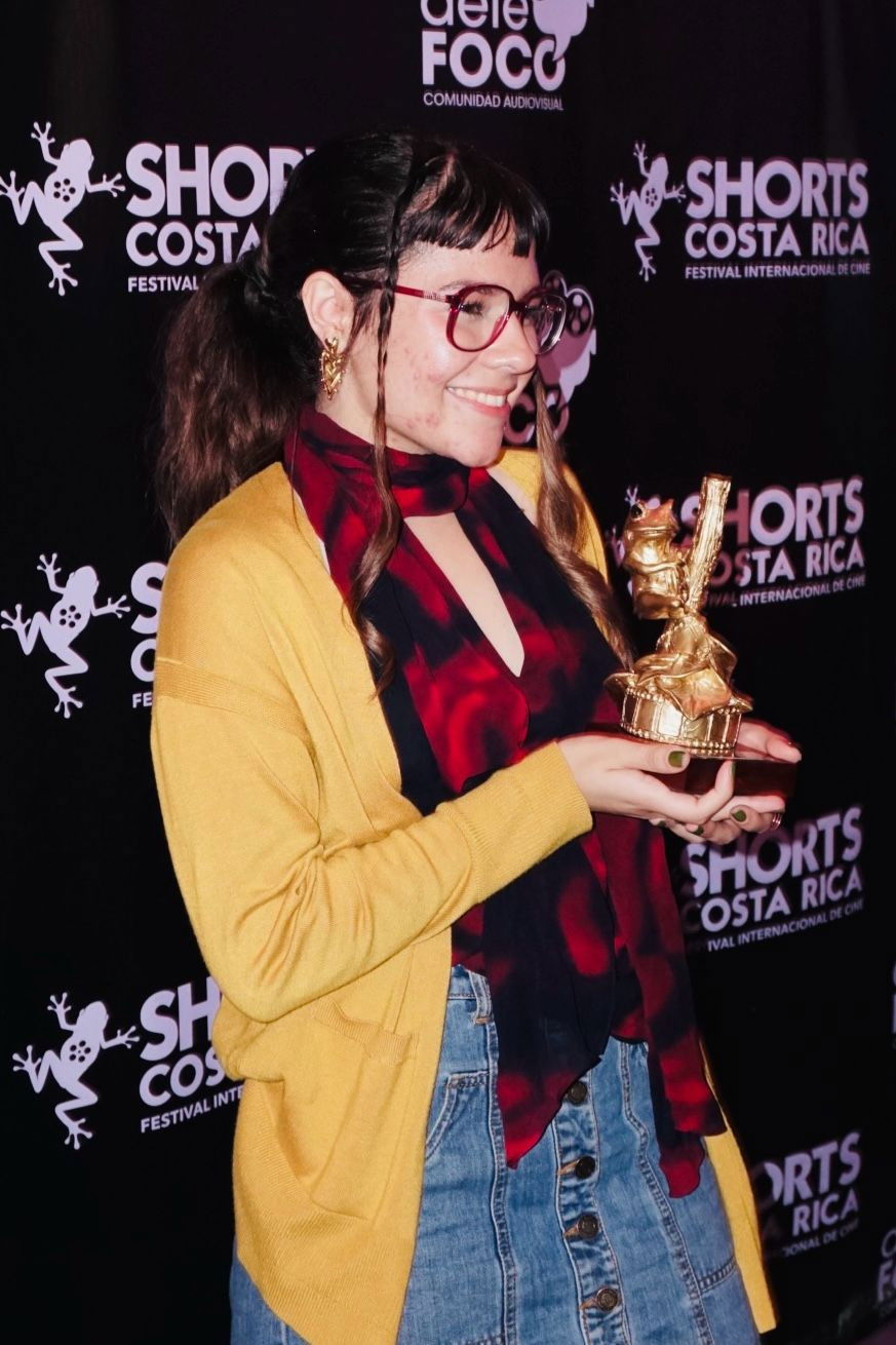 Raquel Azurdia Thommel backdrop