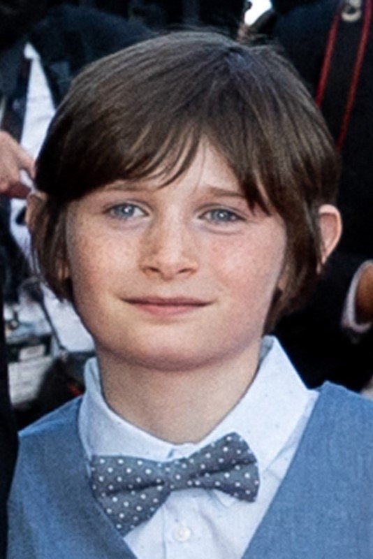 Sacha Ardilly backdrop