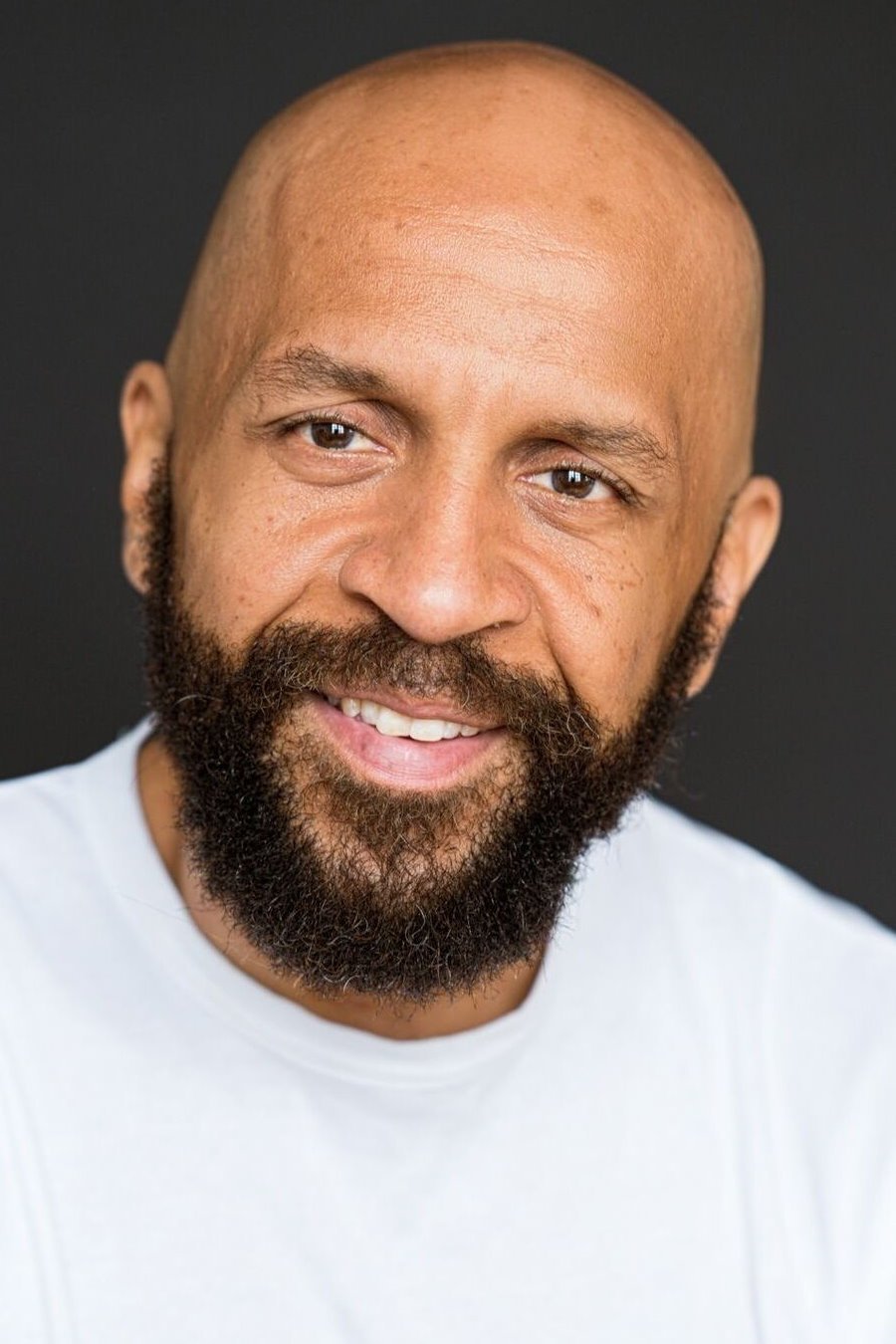 Jean-Philippe Adabra backdrop