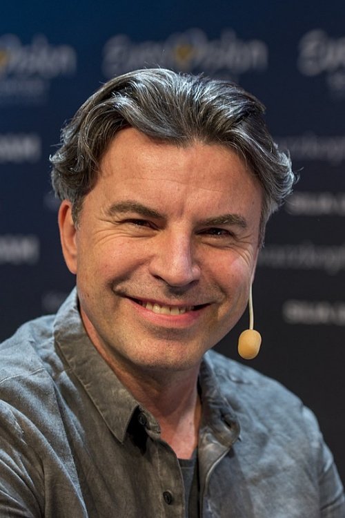 Jovan Radomir backdrop