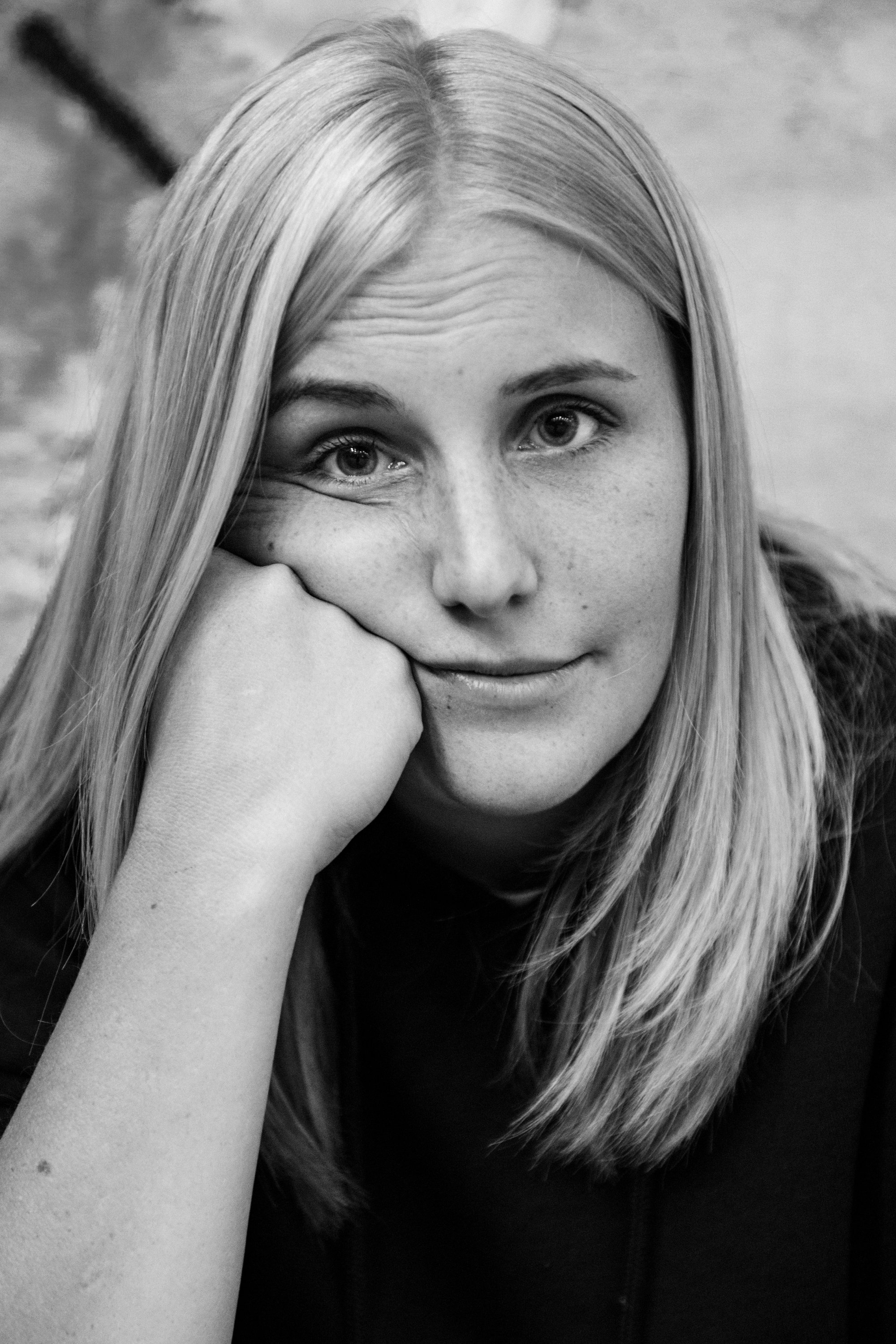 Amelie Albrecht backdrop