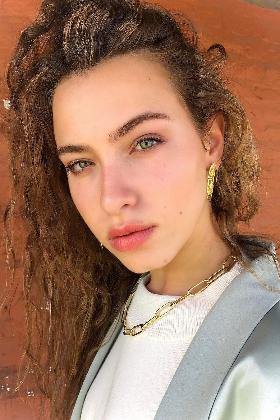 Gina Mastronicola backdrop