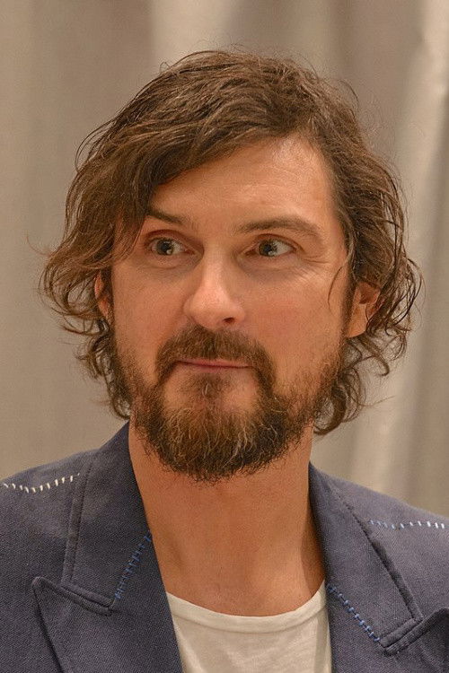 Morgan Larsson backdrop