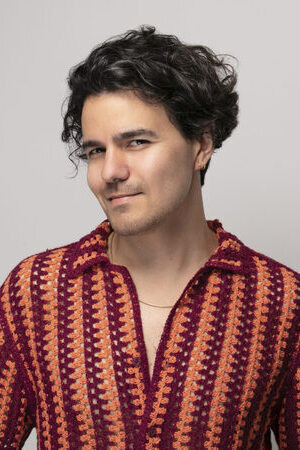 Can Merdan Doğan backdrop