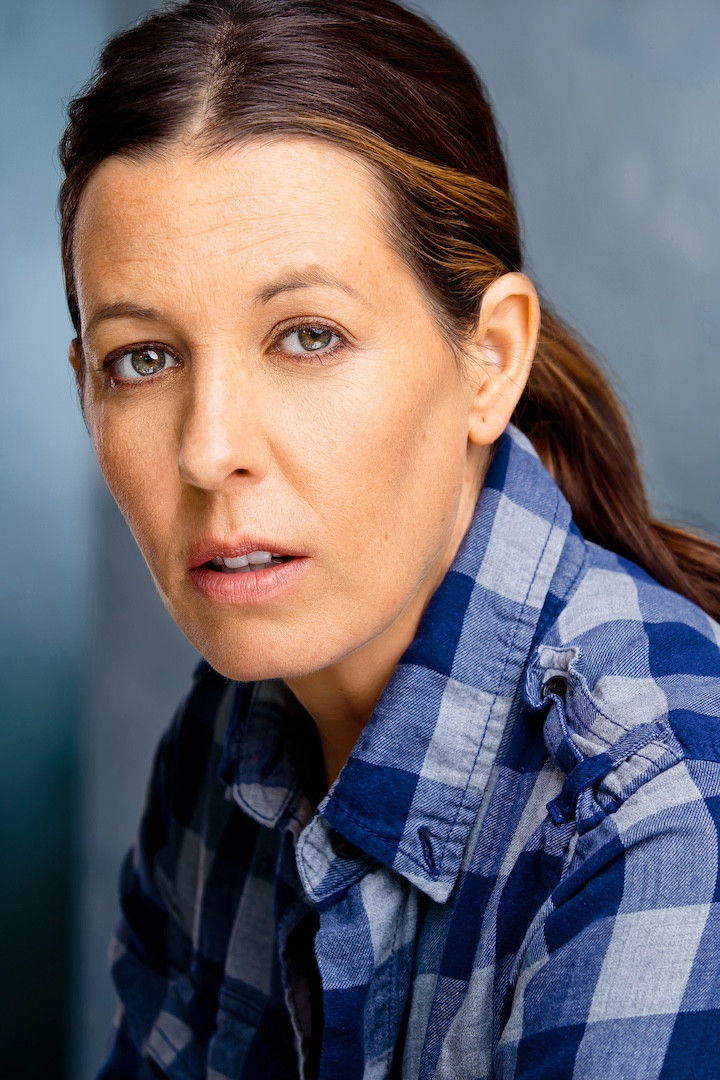 Sarah Sypniewski backdrop