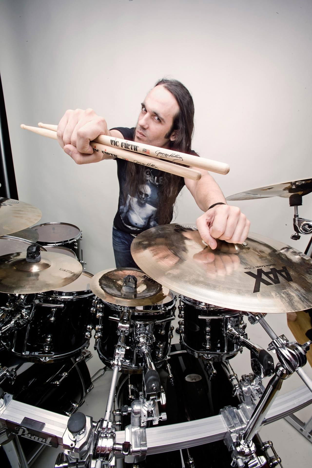 George Kollias backdrop