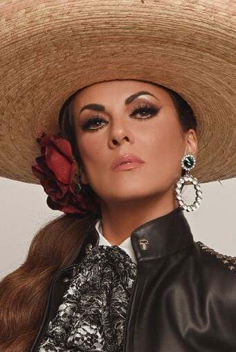 Edith Márquez backdrop