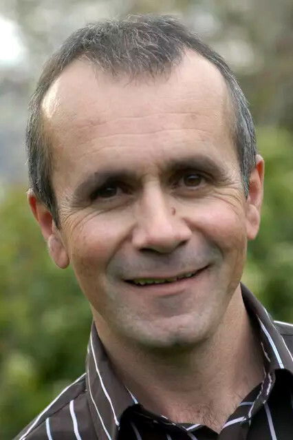 Bertrand Gobin backdrop