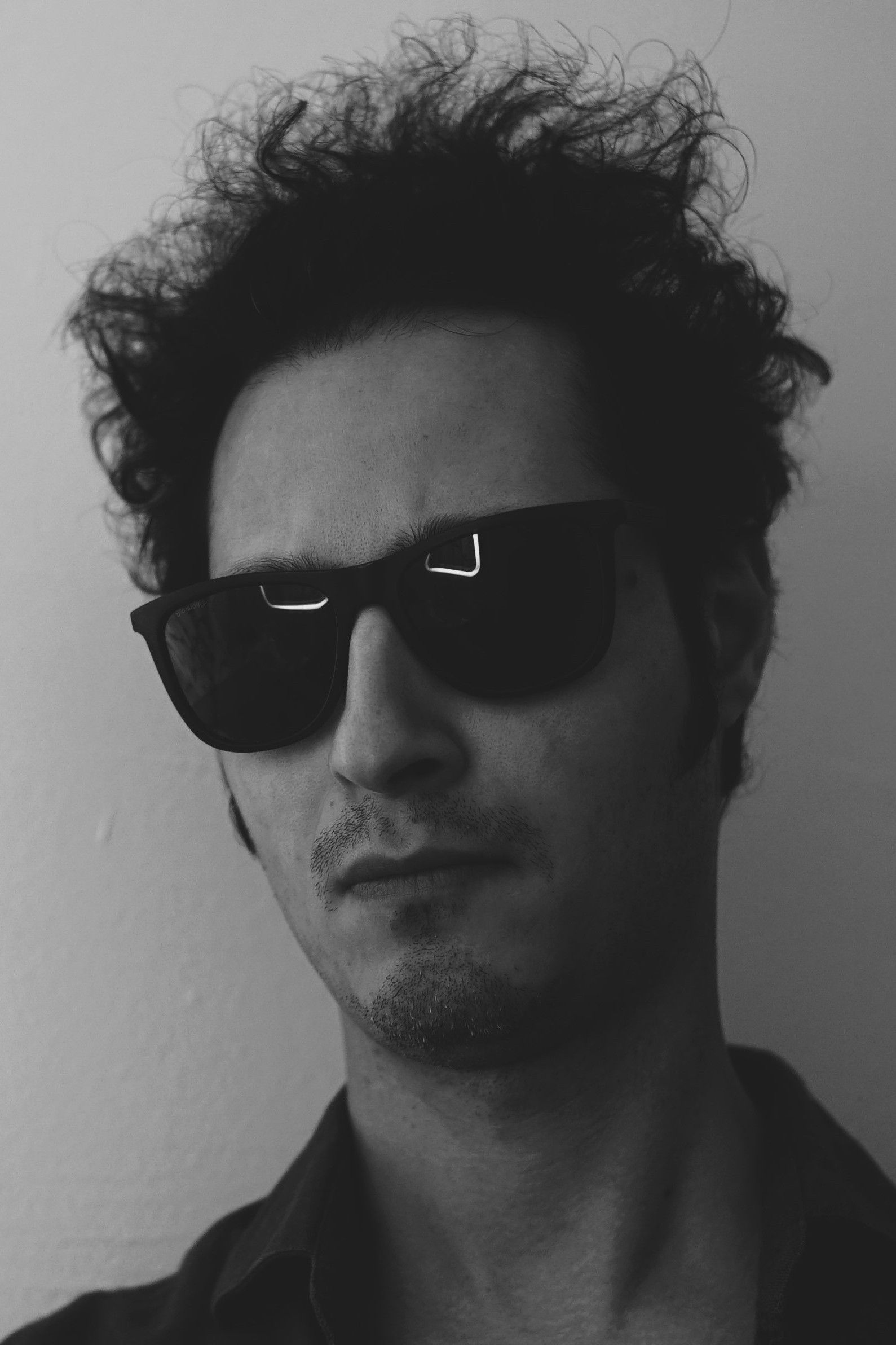 Pourya Pour backdrop