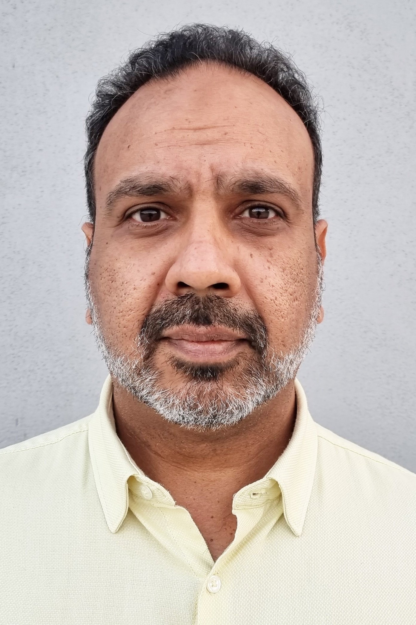 Abdul Razac Seco backdrop