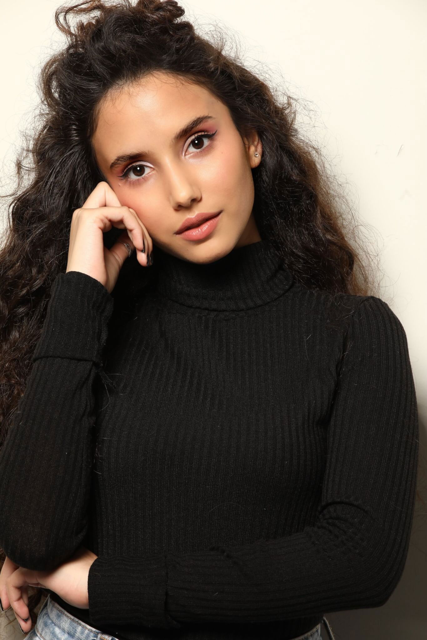 אופק בן מאיר backdrop