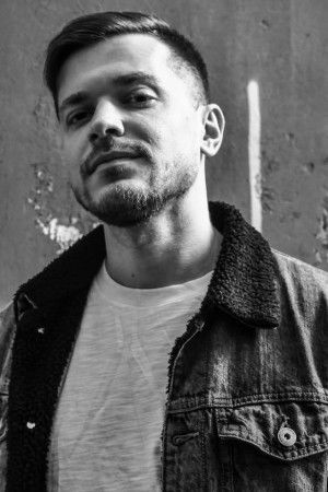 Kiril Zharovski backdrop