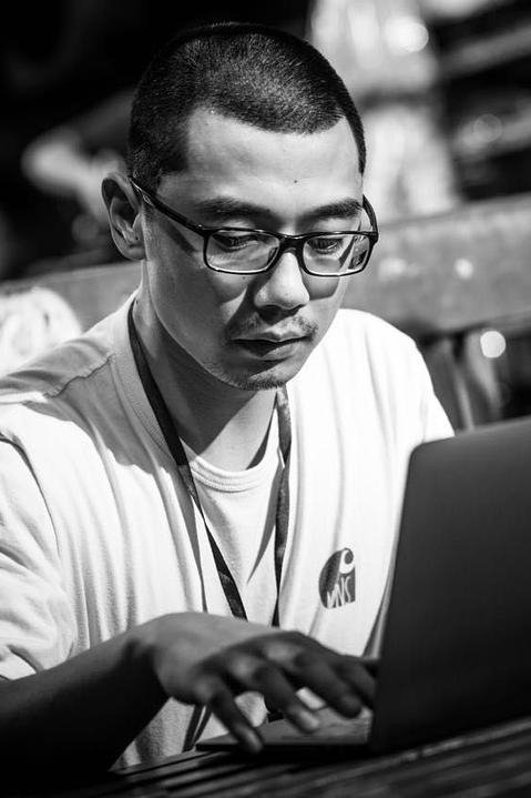 Huang Bojun backdrop