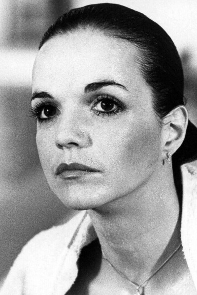 Suzi Dajson backdrop