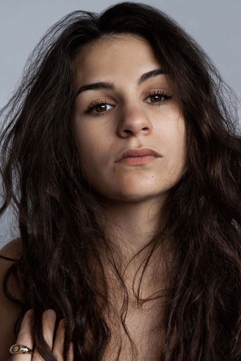 Salomé Da Souza backdrop