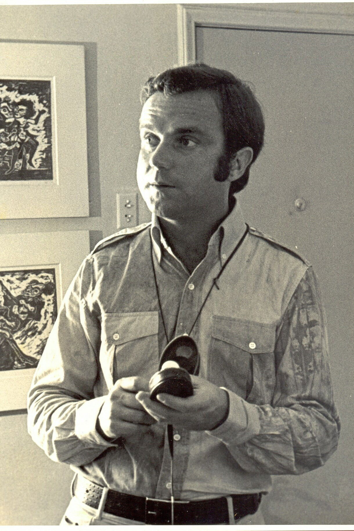 Roland Henze backdrop