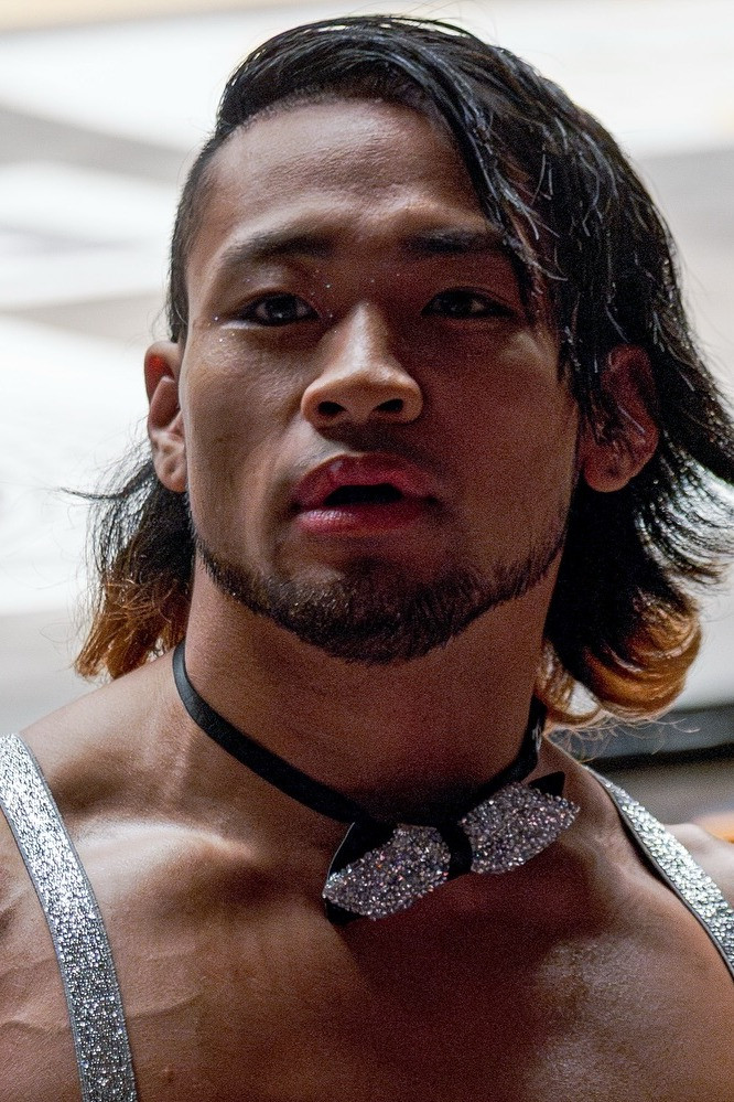 Hyo Watanabe backdrop