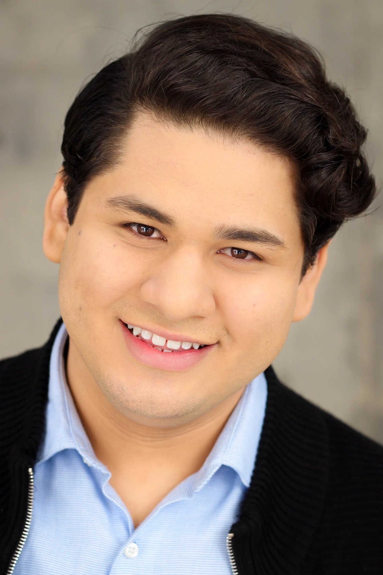 Fernando Carsa backdrop