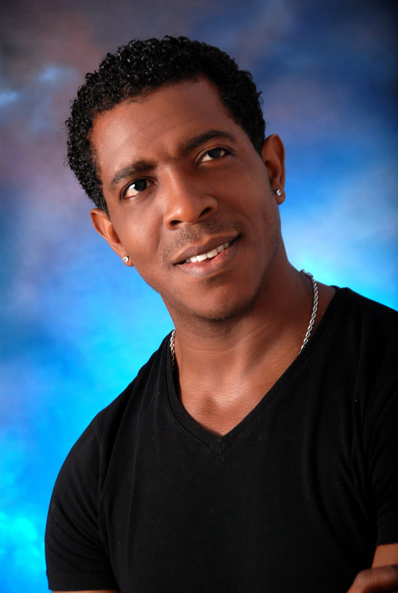 Antonio Melenciano backdrop