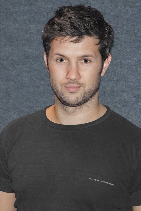 Ferenc Jánosi backdrop