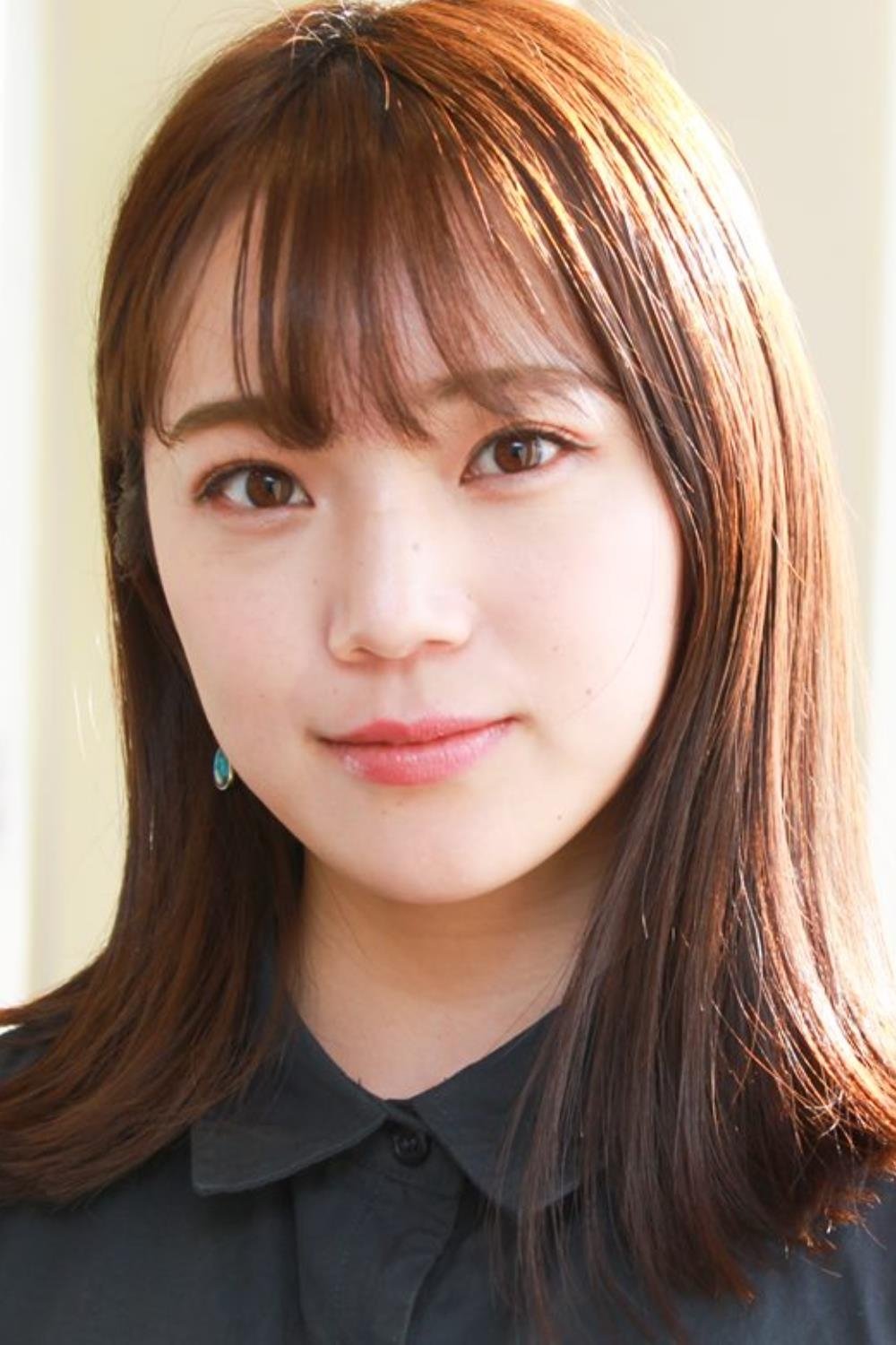 Mako Komaki backdrop