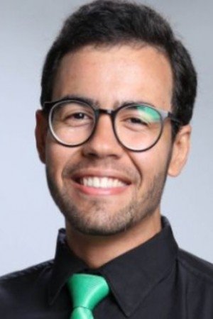 Matheus Macena backdrop