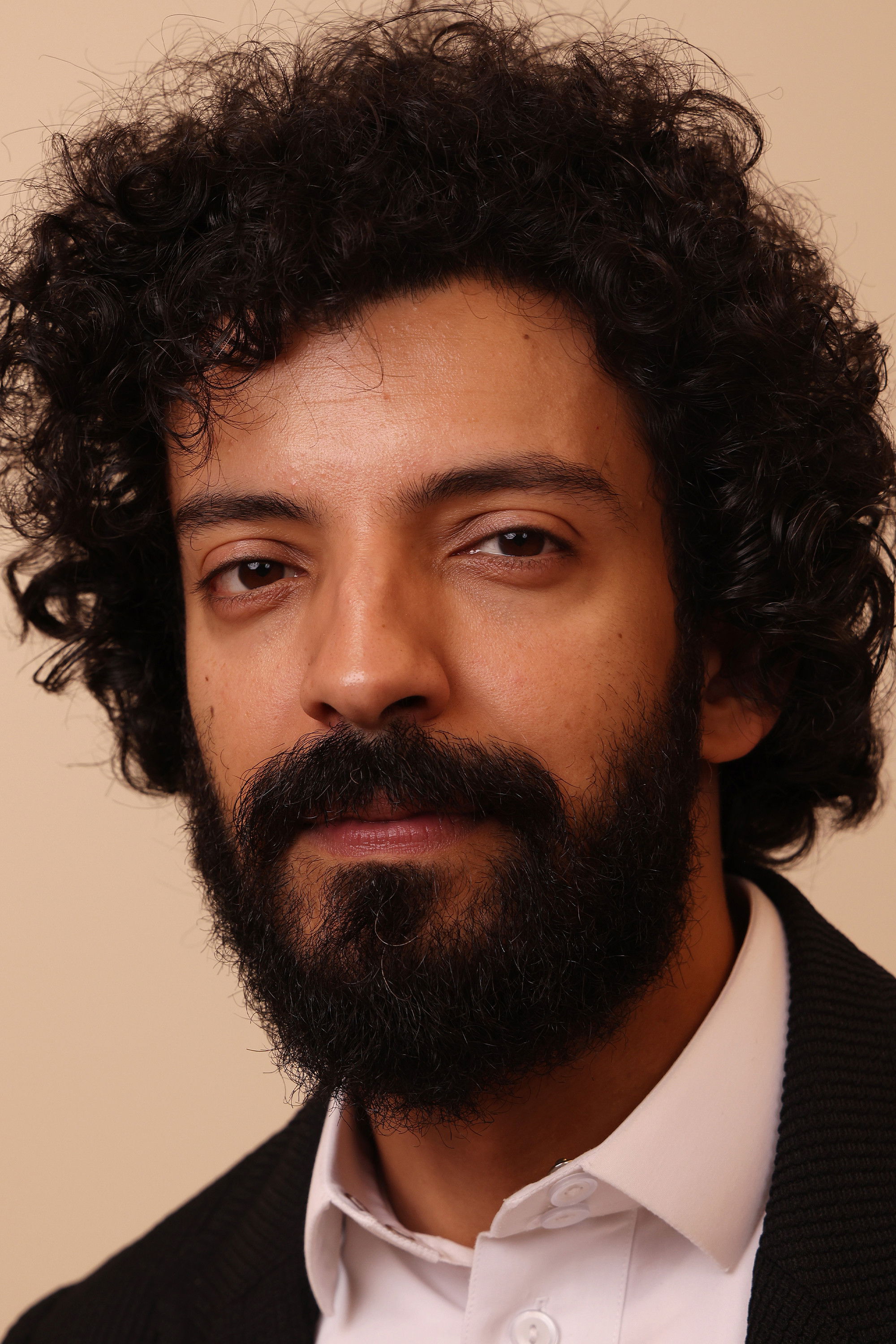 Yaqoub Al Farhan backdrop