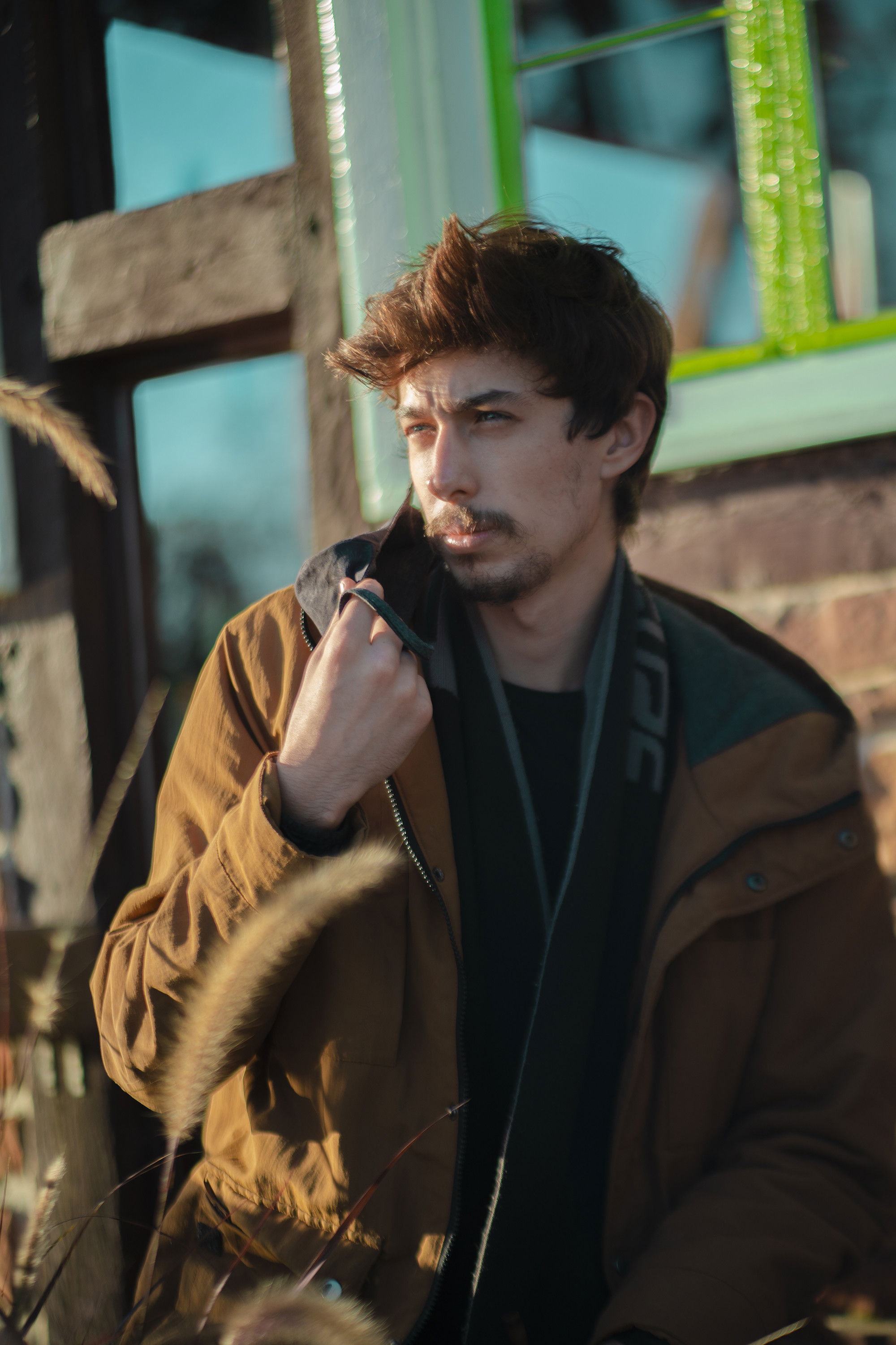 Guilherme G. Pacheco backdrop