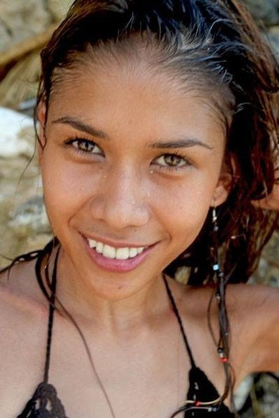 Dania Arancha backdrop