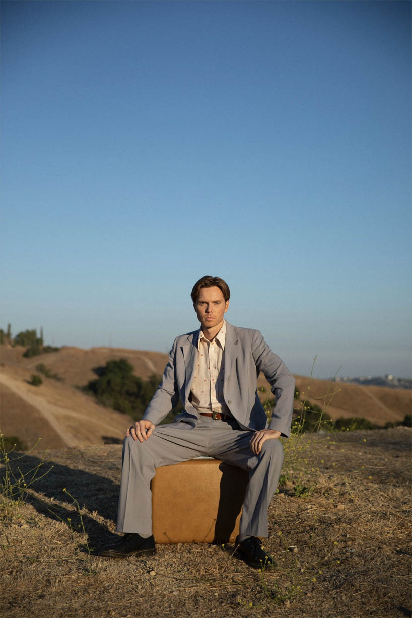 Taylor Thompson backdrop