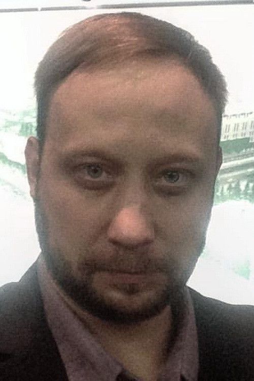 Roman Kulyasov backdrop