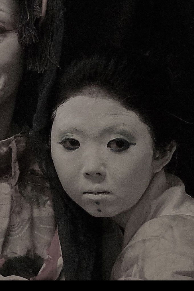 Riko Murakami backdrop