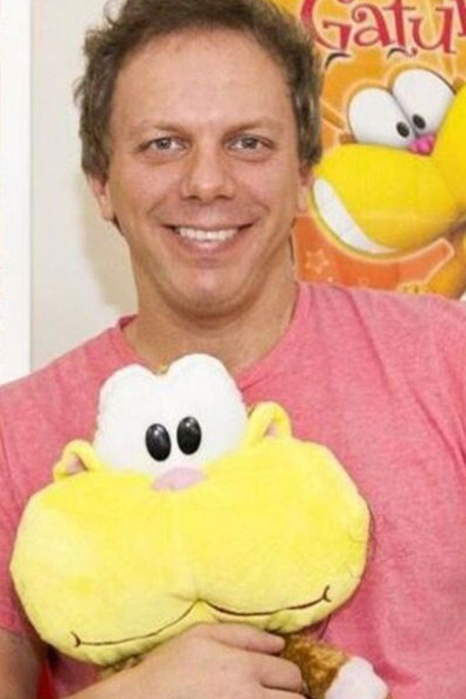 Cristian Dzwonik backdrop