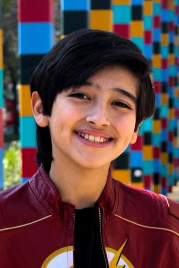 Kenneth Lavíll backdrop