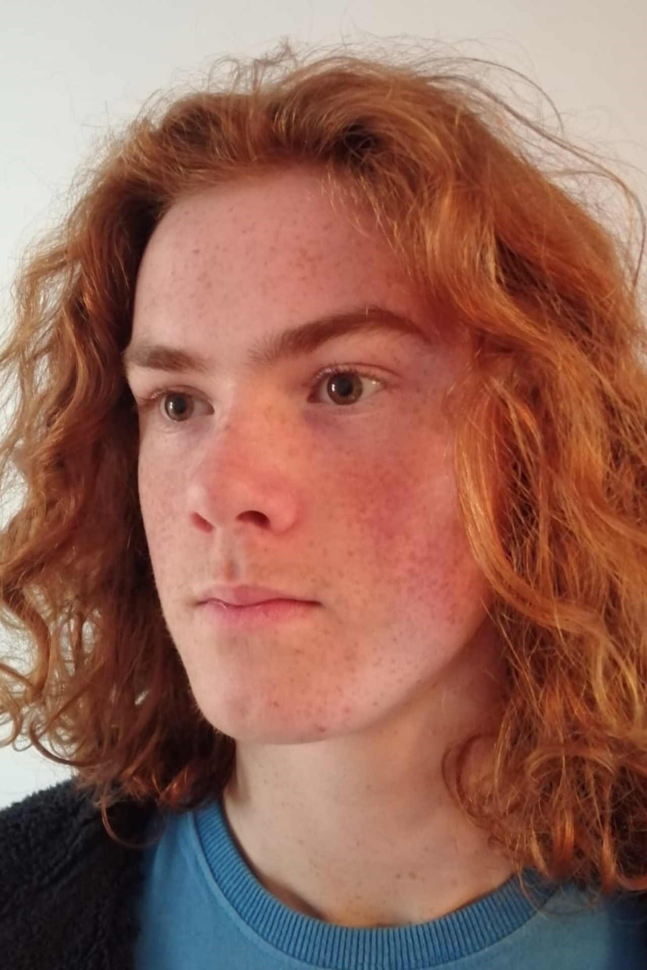 Noah Cambridge backdrop