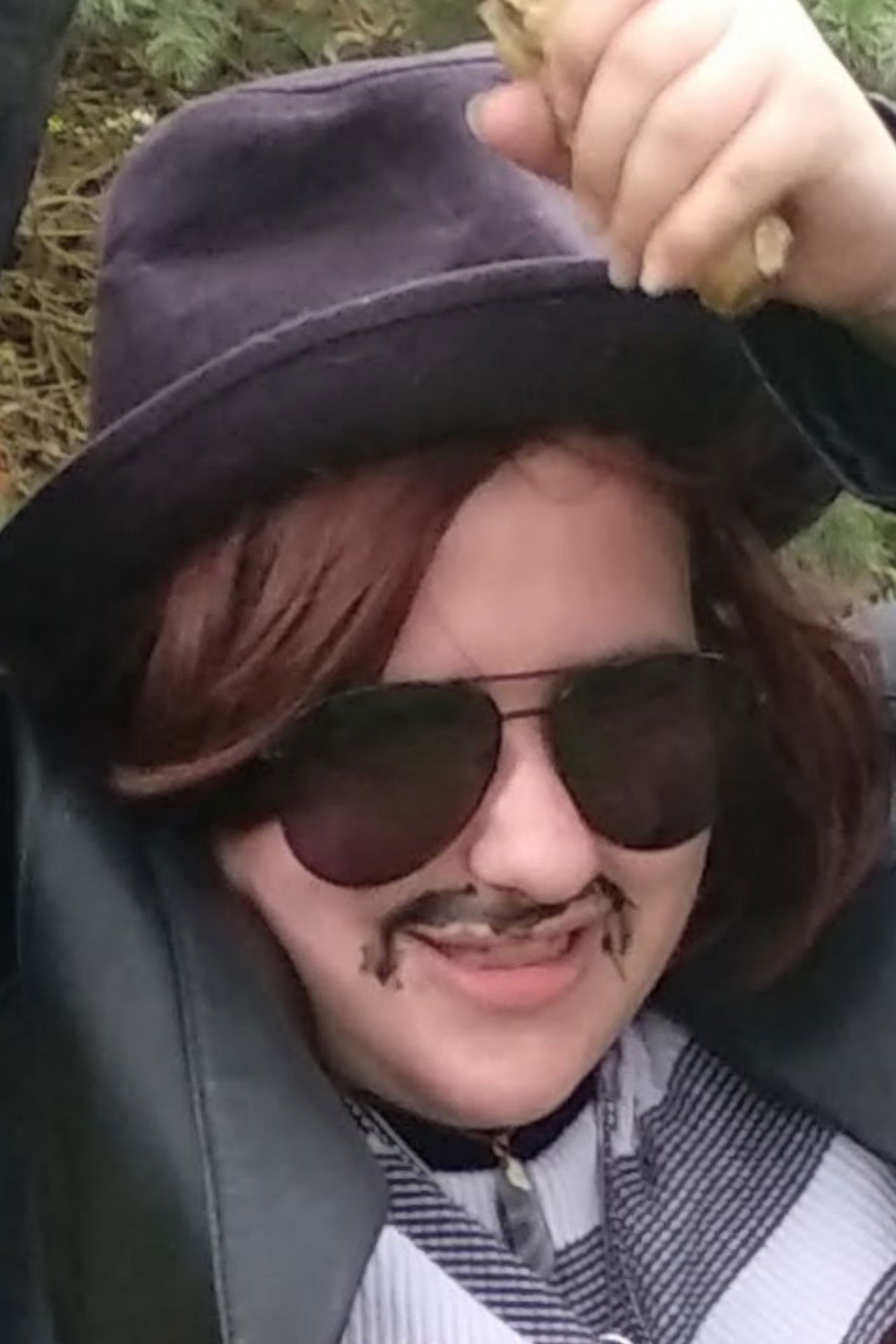 Sam Shearan backdrop