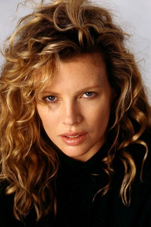 Kim Basinger backdrop