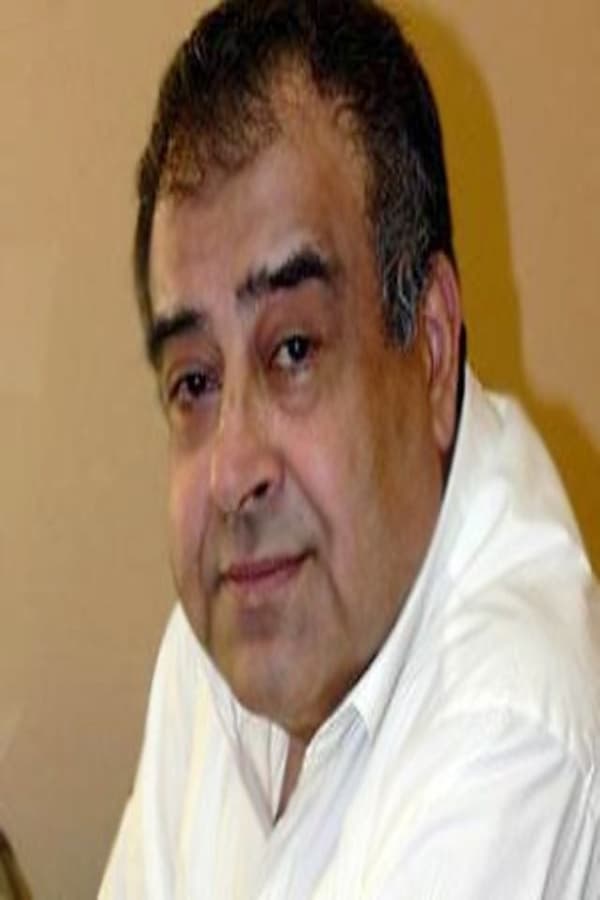 Hussein El Qala backdrop