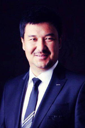 Yalkun Kadir backdrop