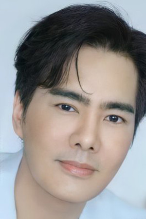 Kelly Rattapong Tanapat backdrop